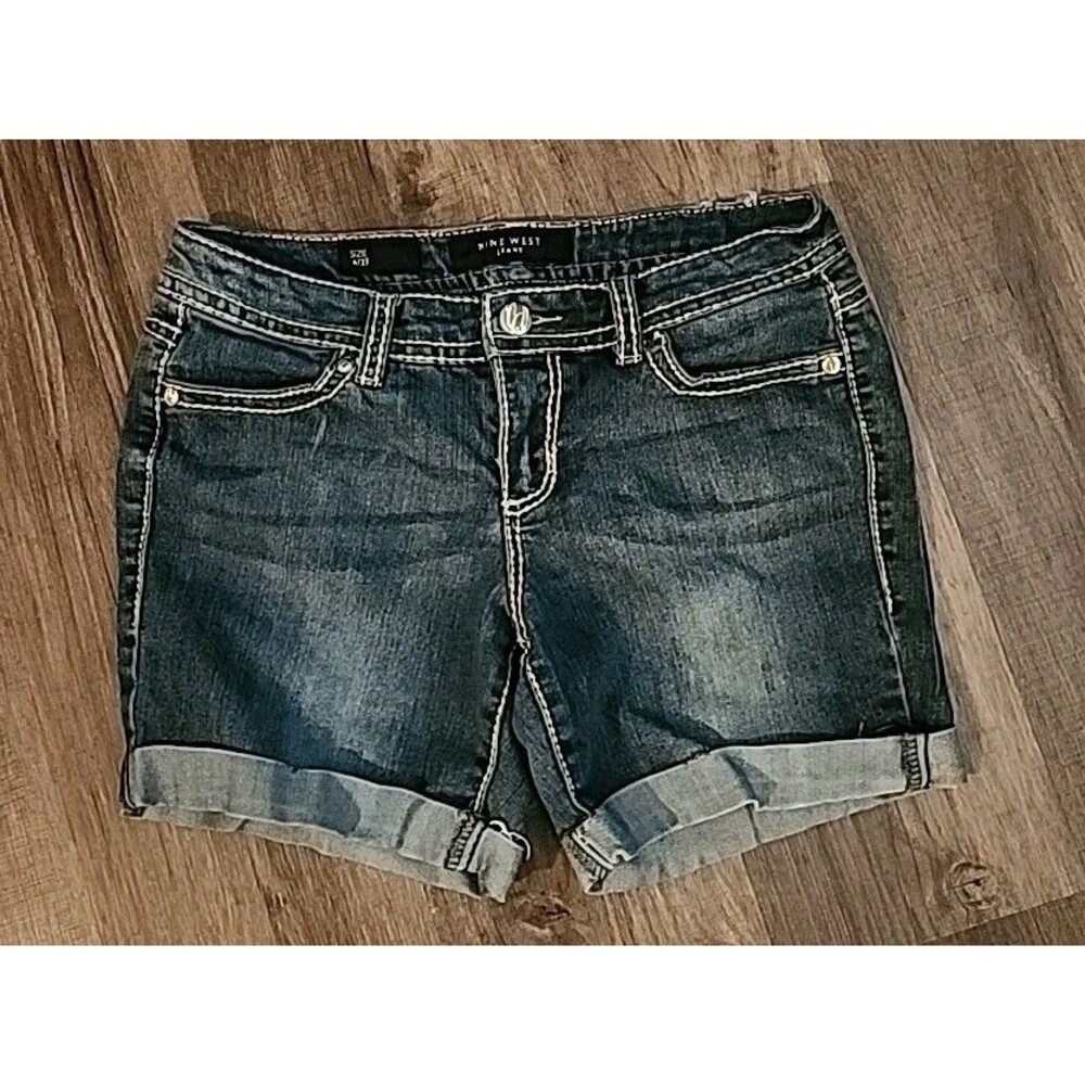 Nine West Women's Jean Shorts 4/27 Med Wash Denim Embroidered Rhinstone Pockets